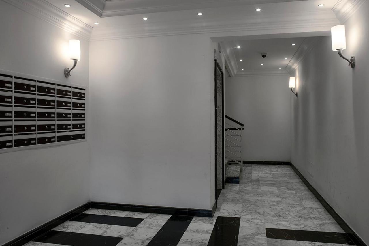 רומא Penthouse 40 In Trastevere With Seasonally Jacuzzi מראה חיצוני תמונה