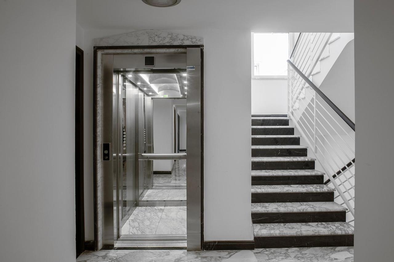 רומא Penthouse 40 In Trastevere With Seasonally Jacuzzi מראה חיצוני תמונה