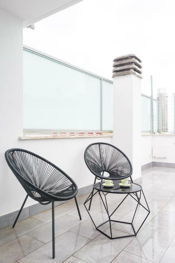 רומא Penthouse 40 In Trastevere With Seasonally Jacuzzi מראה חיצוני תמונה