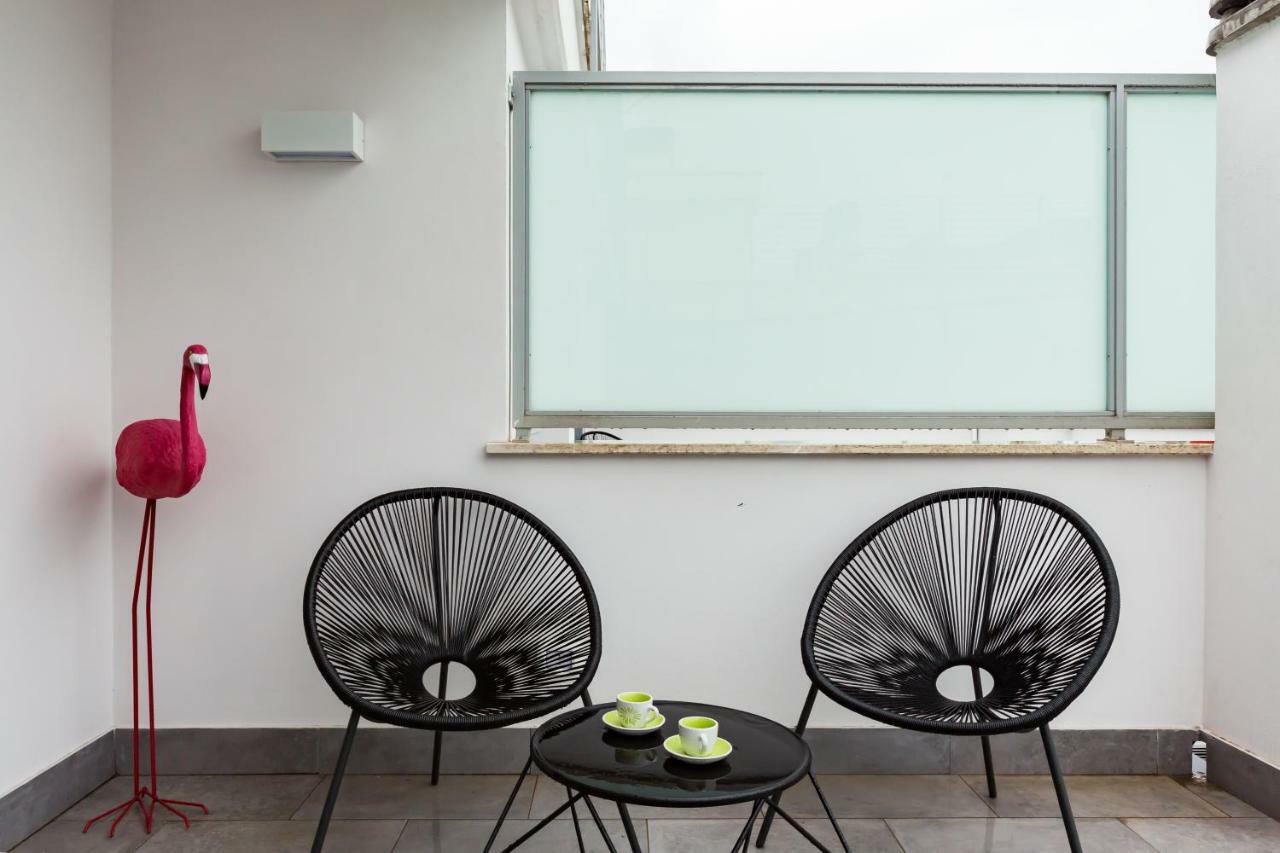 רומא Penthouse 40 In Trastevere With Seasonally Jacuzzi מראה חיצוני תמונה