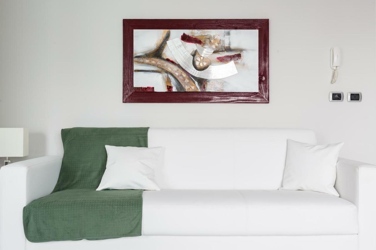 רומא Penthouse 40 In Trastevere With Seasonally Jacuzzi מראה חיצוני תמונה