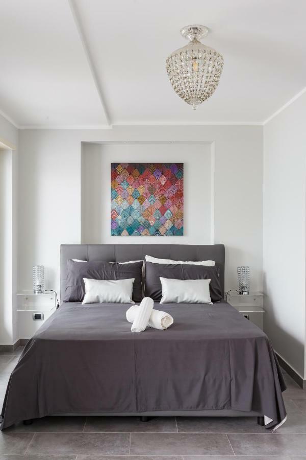 רומא Penthouse 40 In Trastevere With Seasonally Jacuzzi מראה חיצוני תמונה
